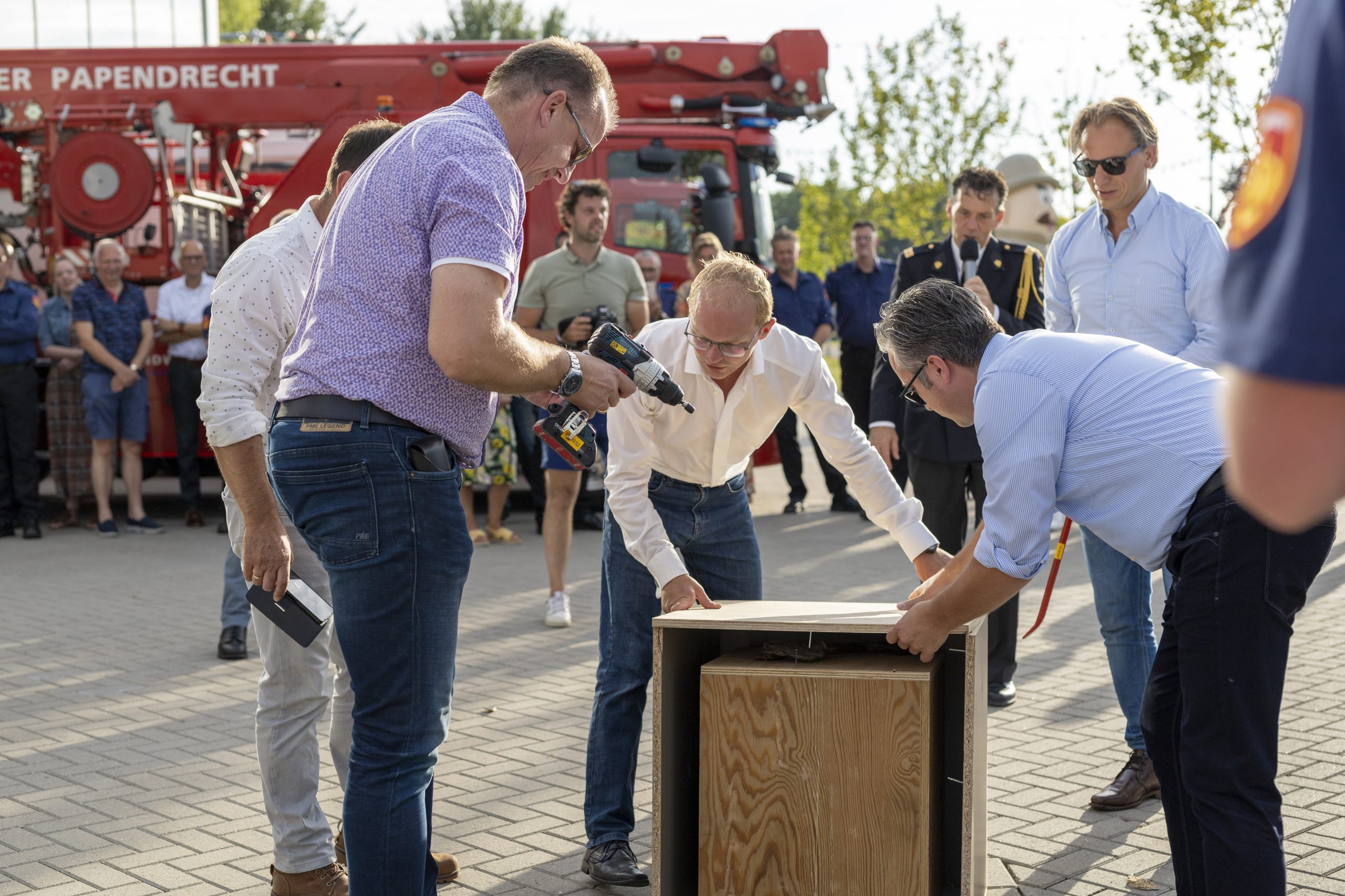 Openingshandeling brandweerkazerne